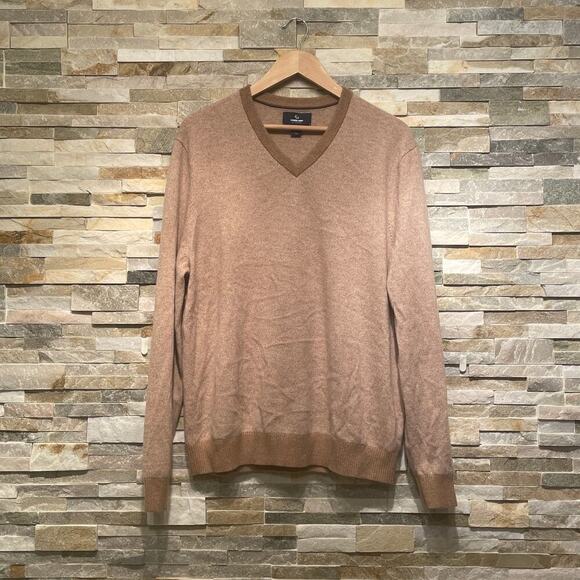Lands’ End Men’s L 100% Cashmere V-Neck Sweater | Beige Tan, Classic Luxury $200 - Picture 3 of 7